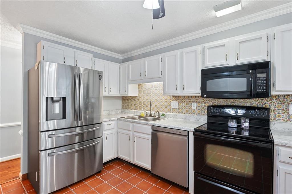 3608 Chattahoochee Court
