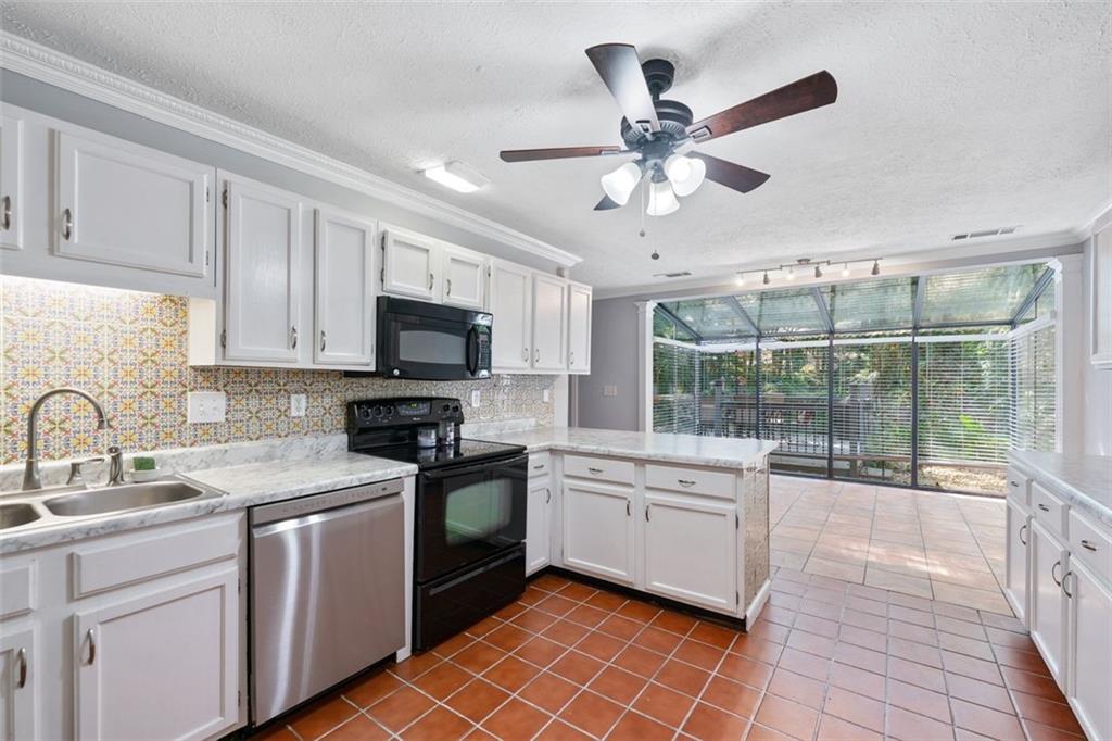 3608 Chattahoochee Court