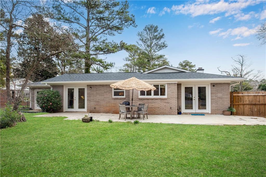 1040 Tuxedo Drive, Roswell, Georgia image 34