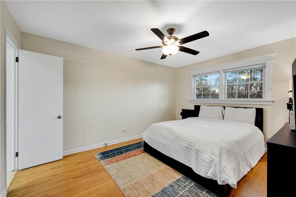 1040 Tuxedo Drive, Roswell, Georgia image 16