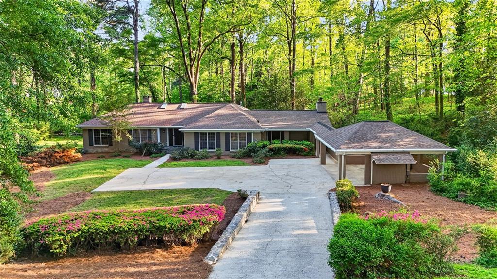 1190 W Wesley Road NW