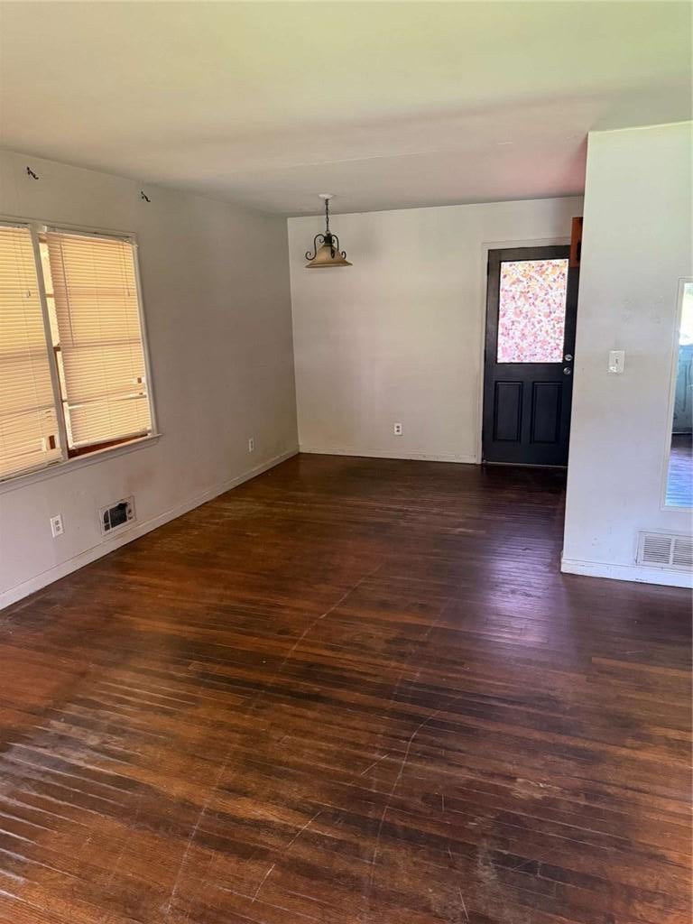1147 Evelyn Drive