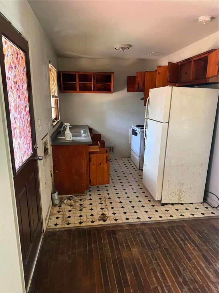 1147 Evelyn Drive