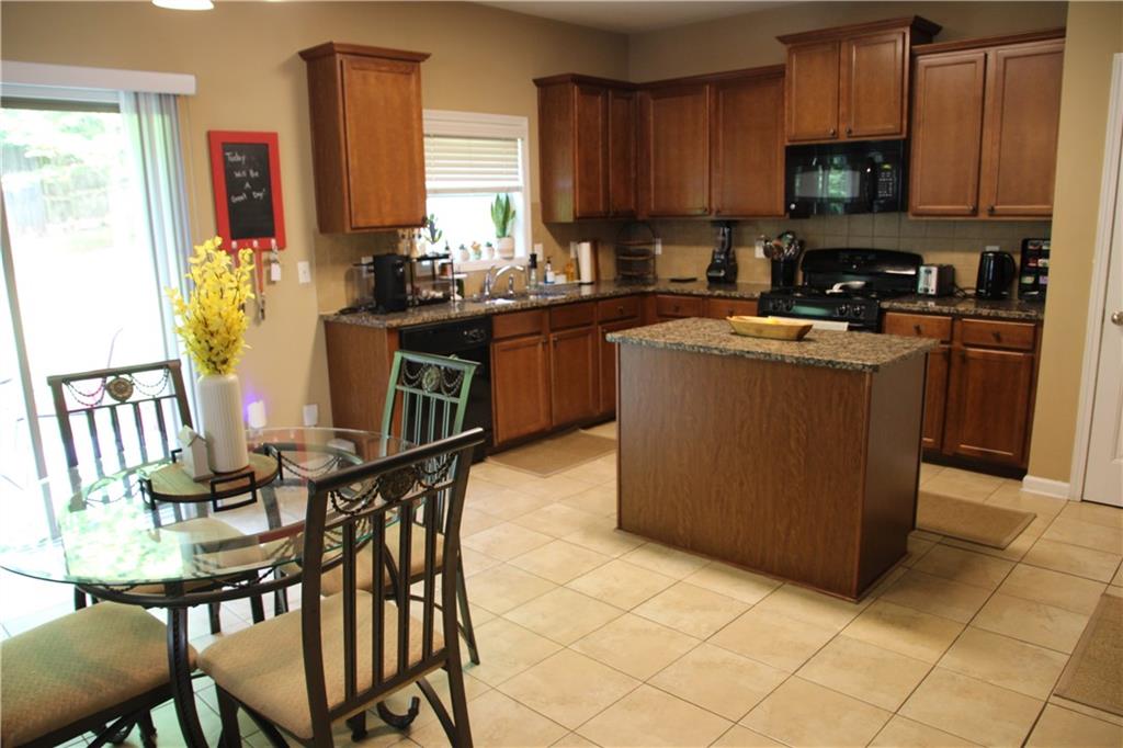 5230 Centennial Hill Drive, Acworth, Georgia image 13
