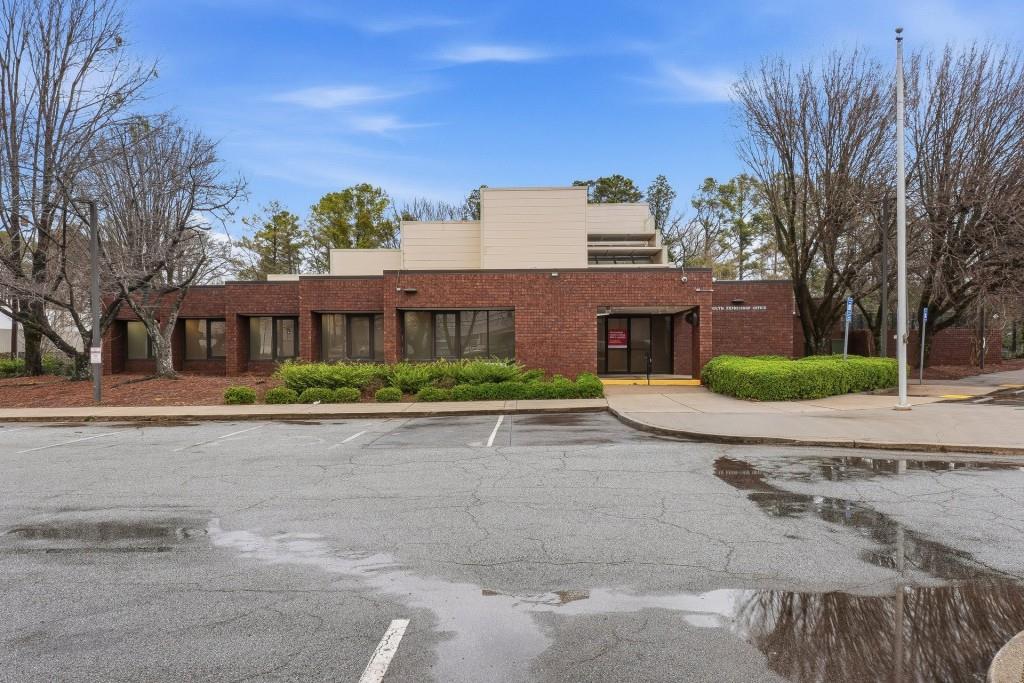 3800 Browns Mill Road SE