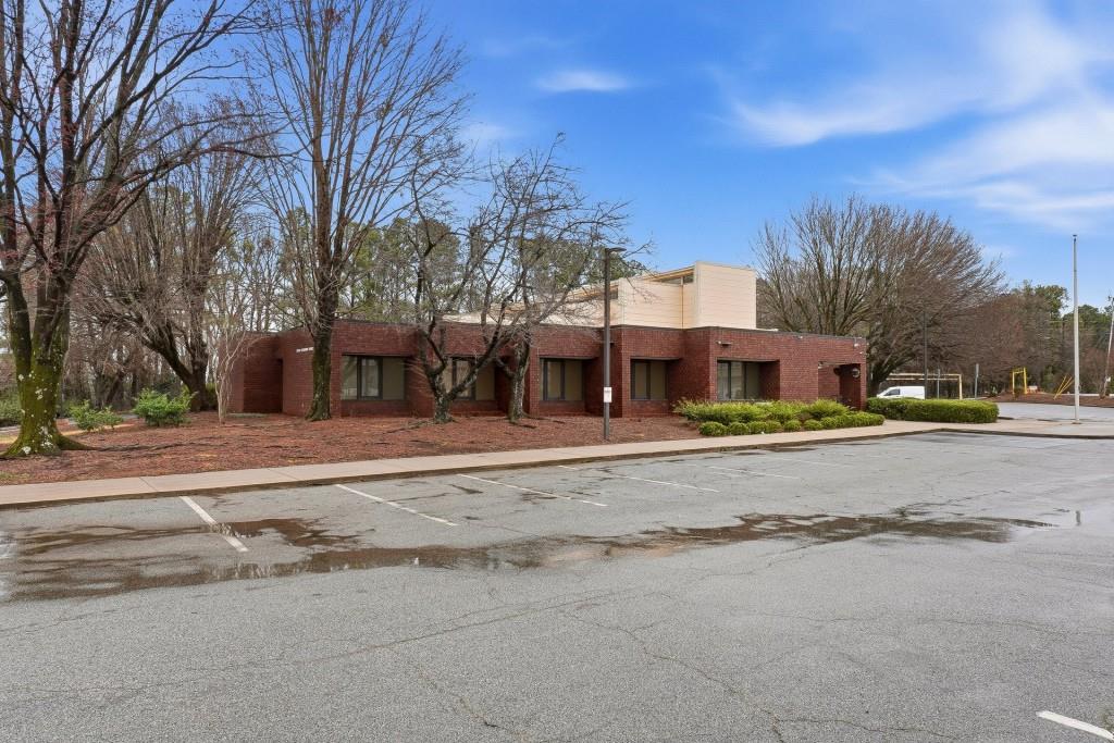 3800 Browns Mill Road SE