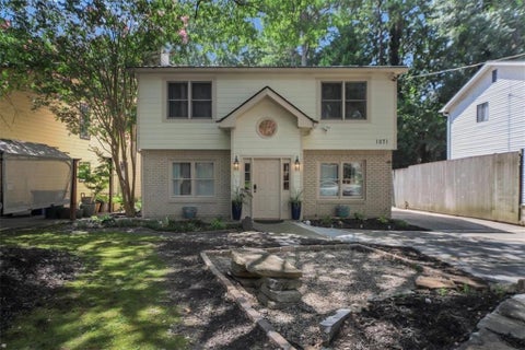 Homes For Rent - 1071 Standard Drive<br/> Brookhaven, GA 30319