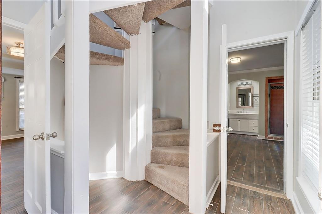 1036 Greenwood Avenue NE C