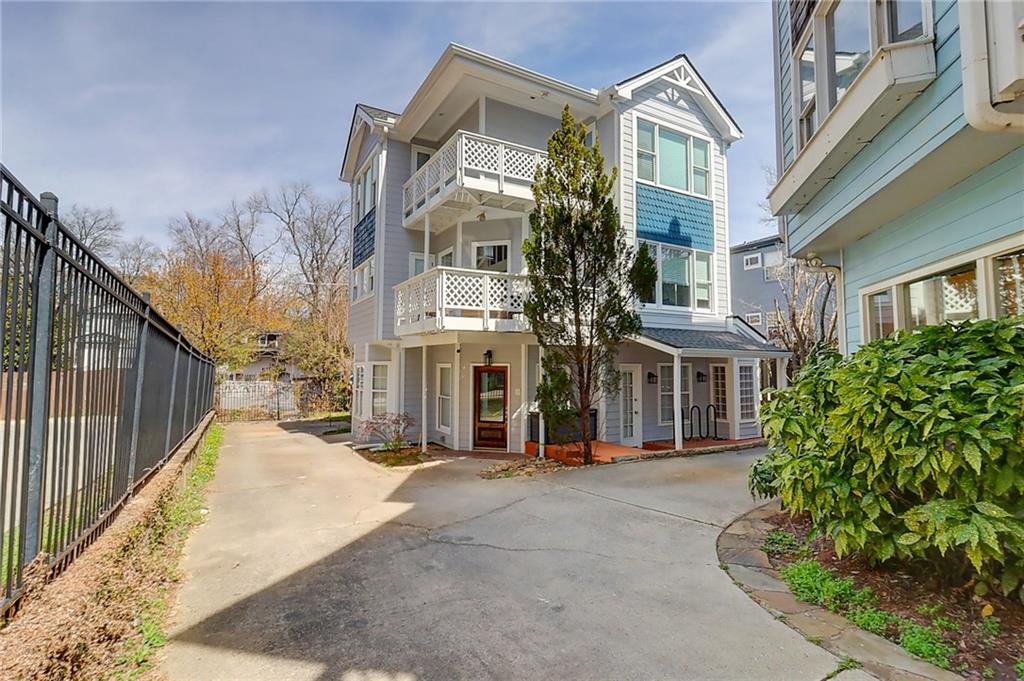 1036 Greenwood Avenue NE C