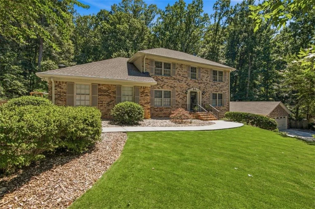 330 Waverly Hall Drive, Roswell, GA, 30075