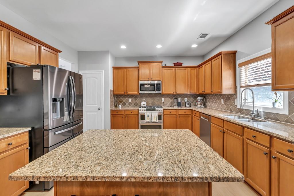 3285 Pebble Ridge Lane, Buford, Georgia image 17