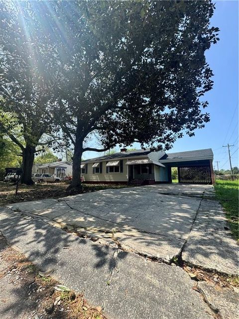 A home in Warner Robins