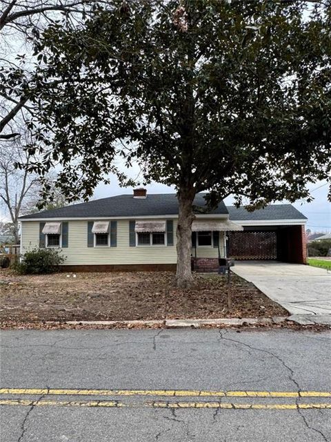 A home in Warner Robins