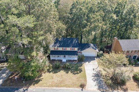 A home in Lilburn