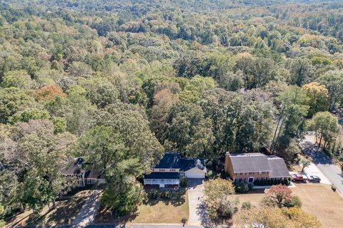 A home in Lilburn