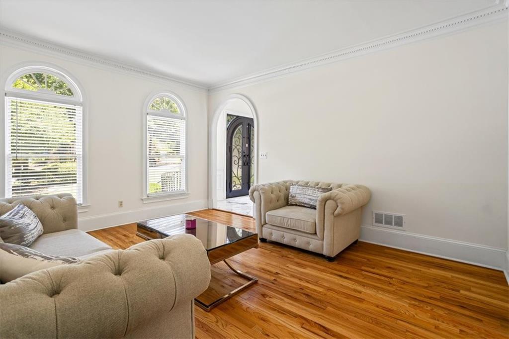 1035 BRIDGEWATER Walk
