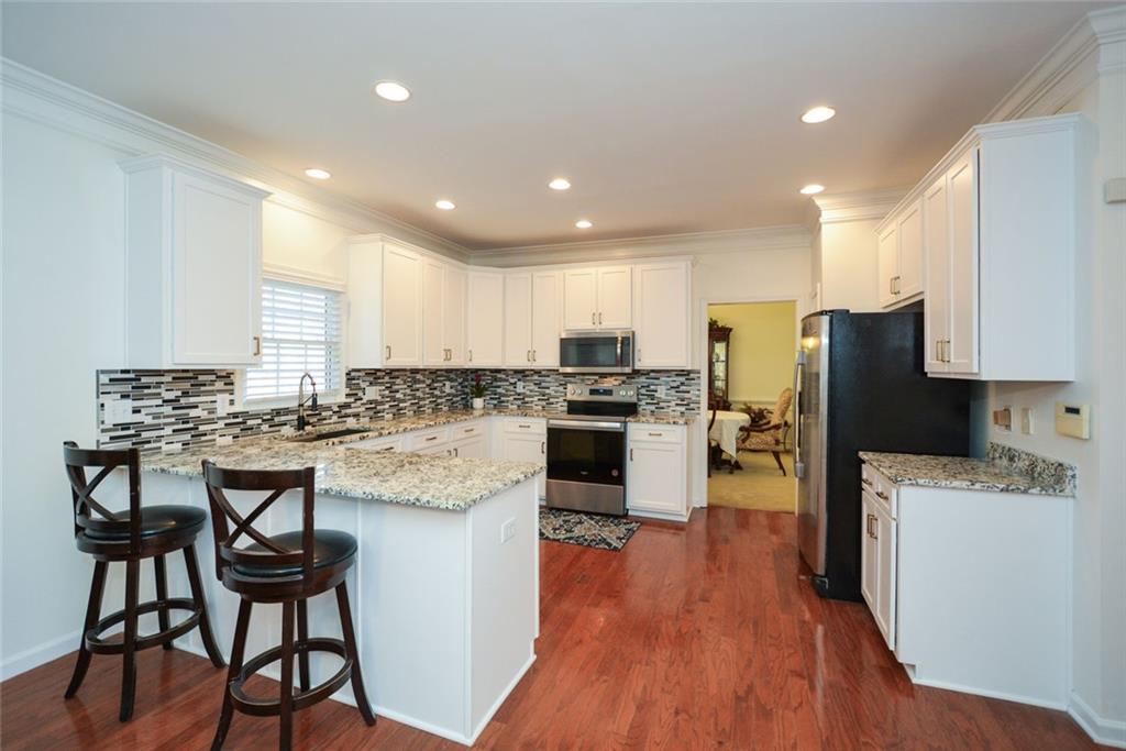 305 Collegiate Drive, Powder Springs, Georgia image 11