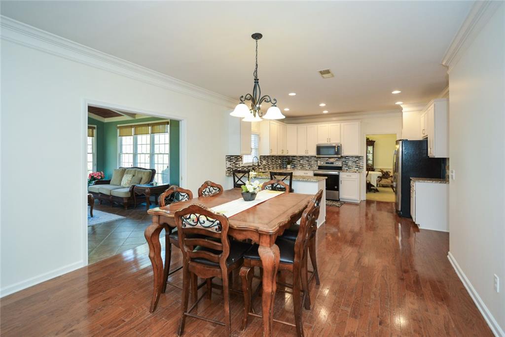 305 Collegiate Drive, Powder Springs, Georgia image 16
