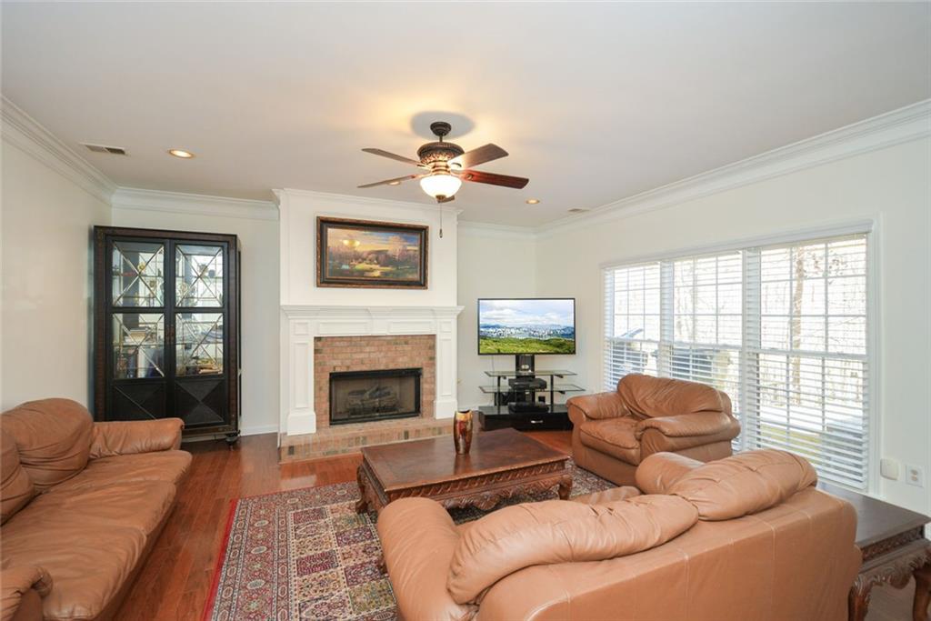 305 Collegiate Drive, Powder Springs, Georgia image 17