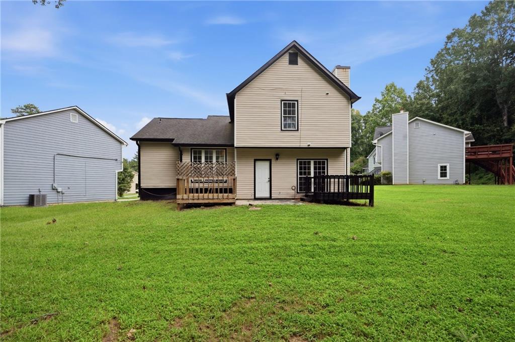 435 Churchill Court