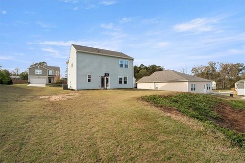 A home in Dawsonville