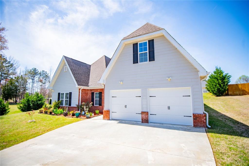 207 Meadow Lake Drive