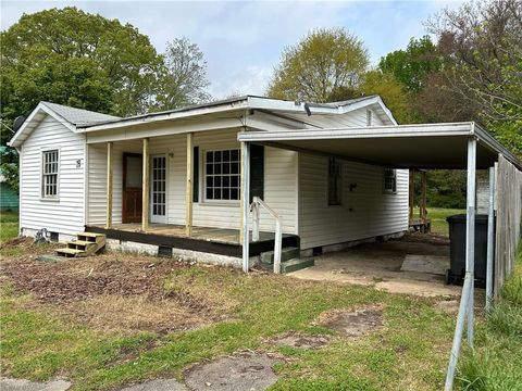A home in Smyrna