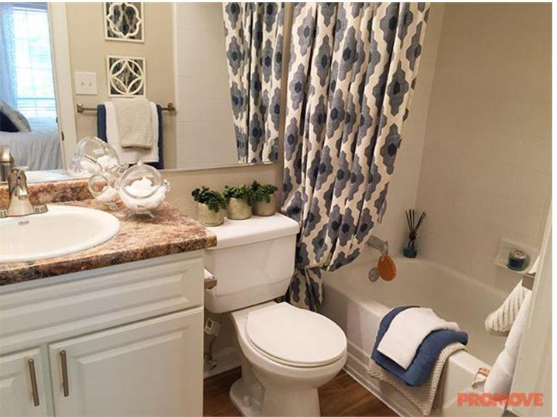 1500 Harbor Landing 2208
