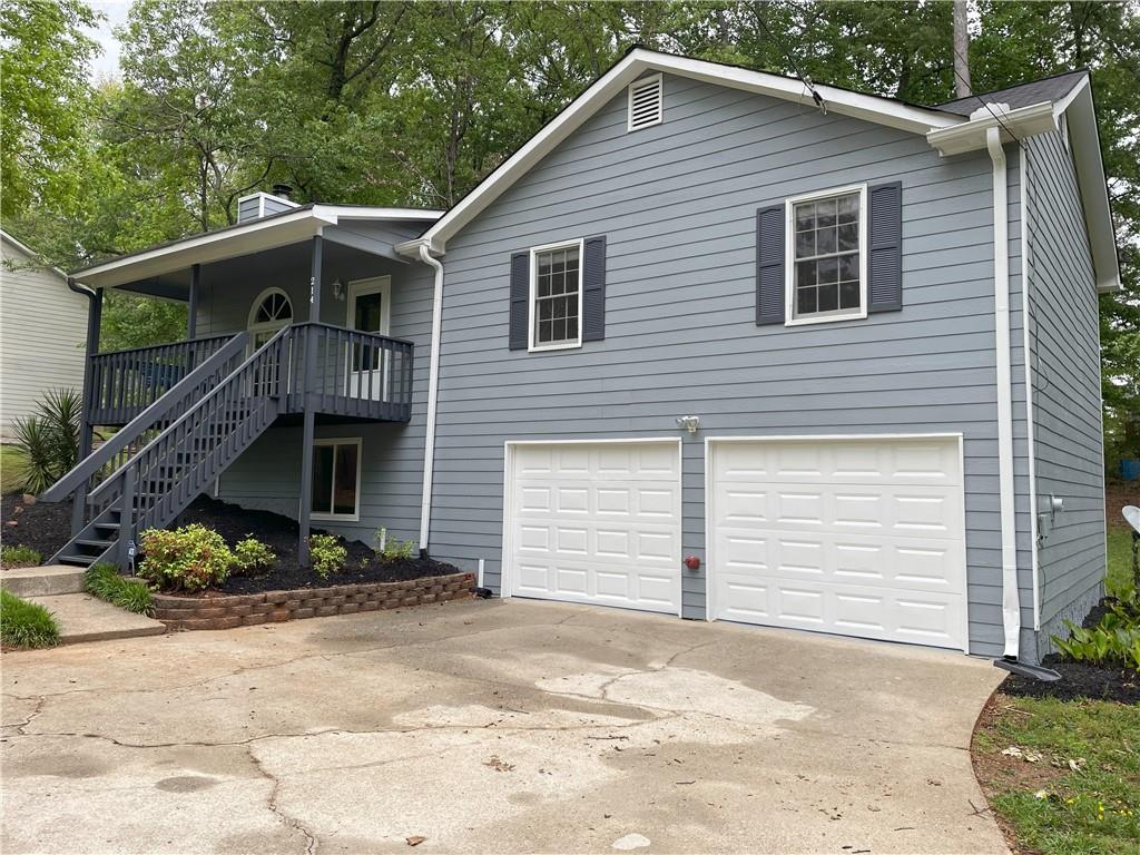 214 Sweetwater Circle, Powder Springs, Georgia image 1