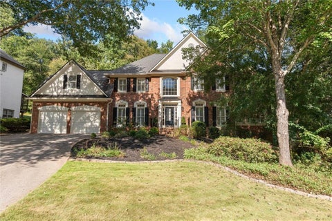 Homes For Sale - 3955 Inverness Crossing<br/> Roswell, GA 30075