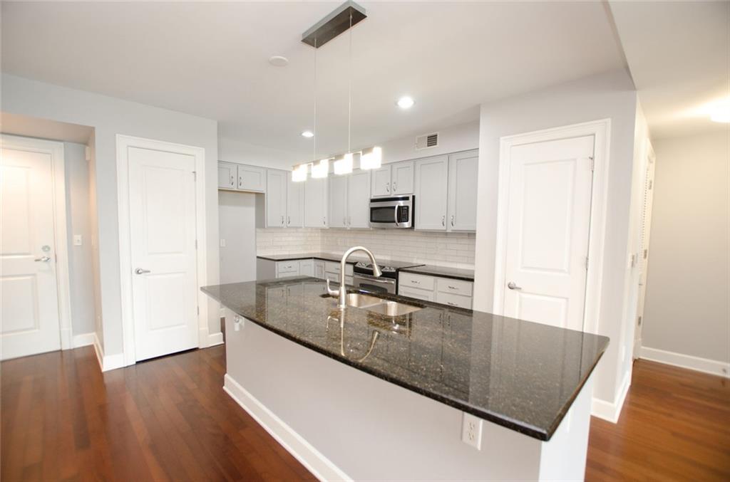 200 River Vista Drive 221
