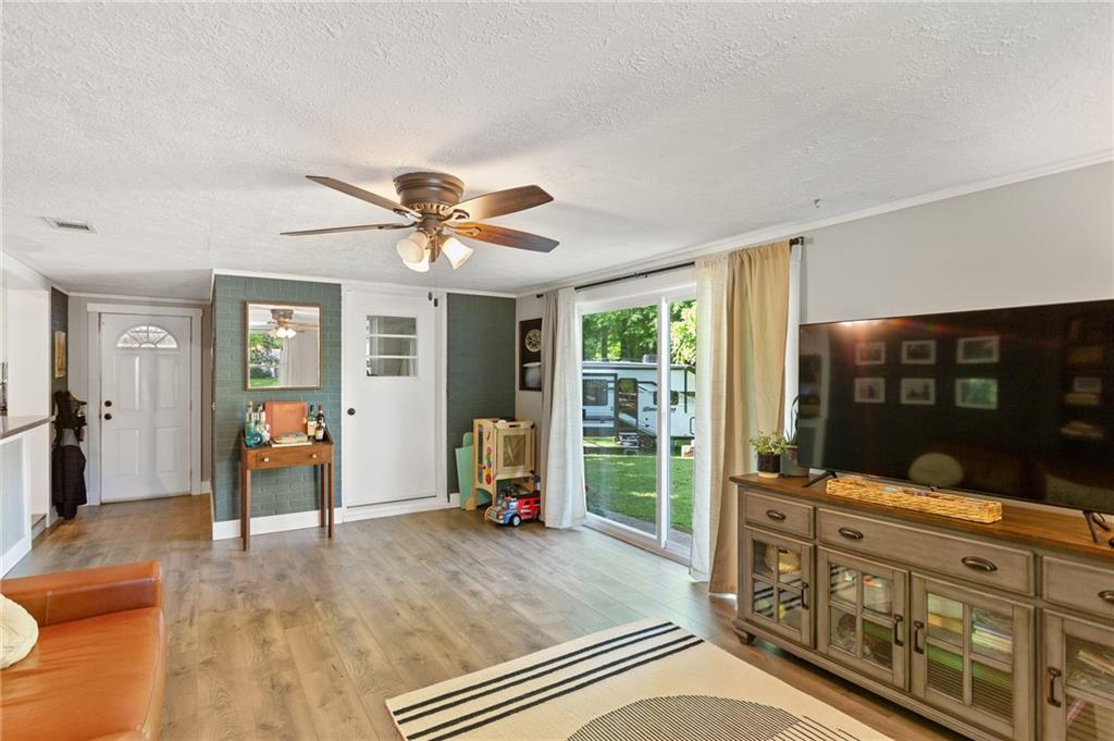 4027 Finch Road, Powder Springs, Georgia image 3