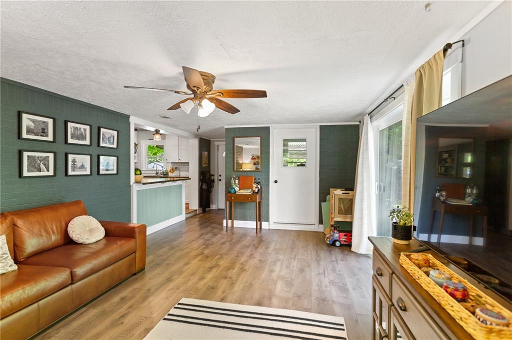 4027 Finch Road, Powder Springs, Georgia image 2
