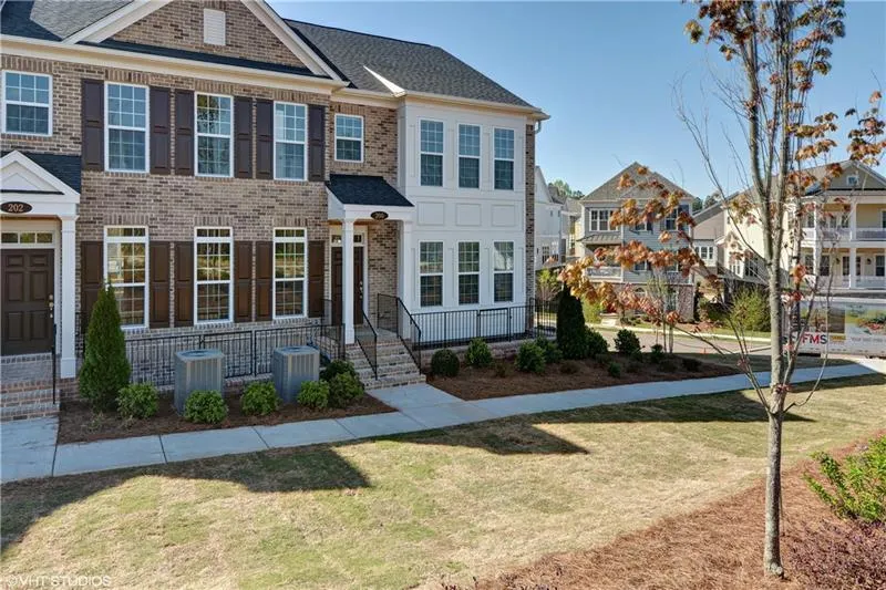 Alpharetta, Georgia 30009, United States, 3 Bedrooms Bedrooms, ,4 BathroomsBathrooms,Residential,Active,91535