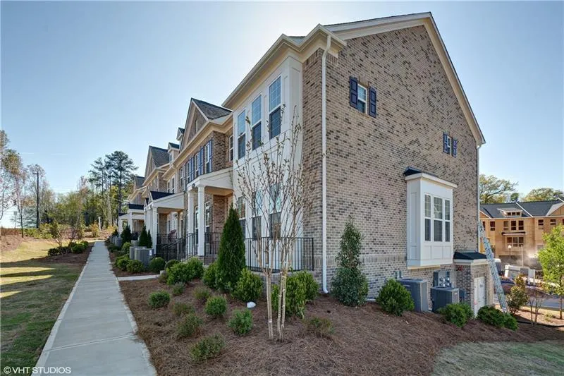 Alpharetta, Georgia 30009, United States, 3 Bedrooms Bedrooms, ,4 BathroomsBathrooms,Residential,Active,91535