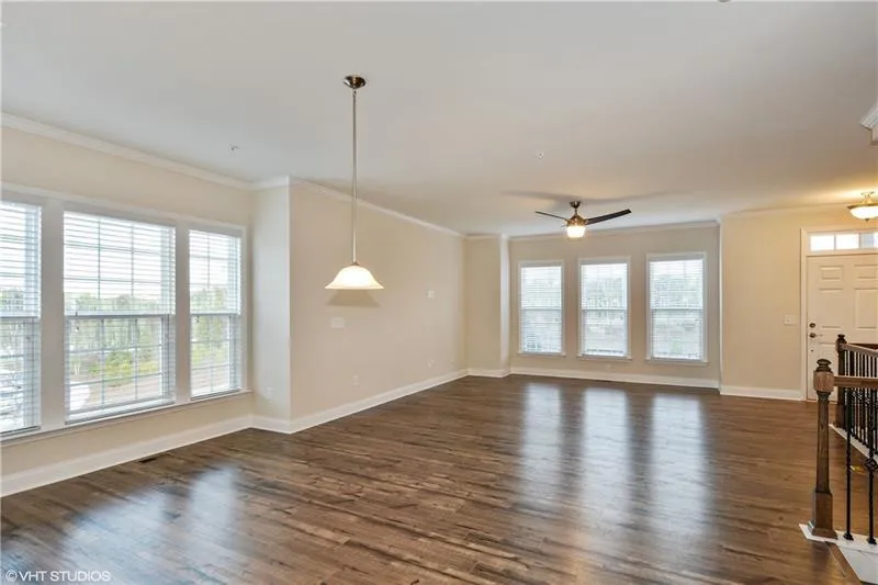 Alpharetta, Georgia 30009, United States, 3 Bedrooms Bedrooms, ,4 BathroomsBathrooms,Residential,Active,91535