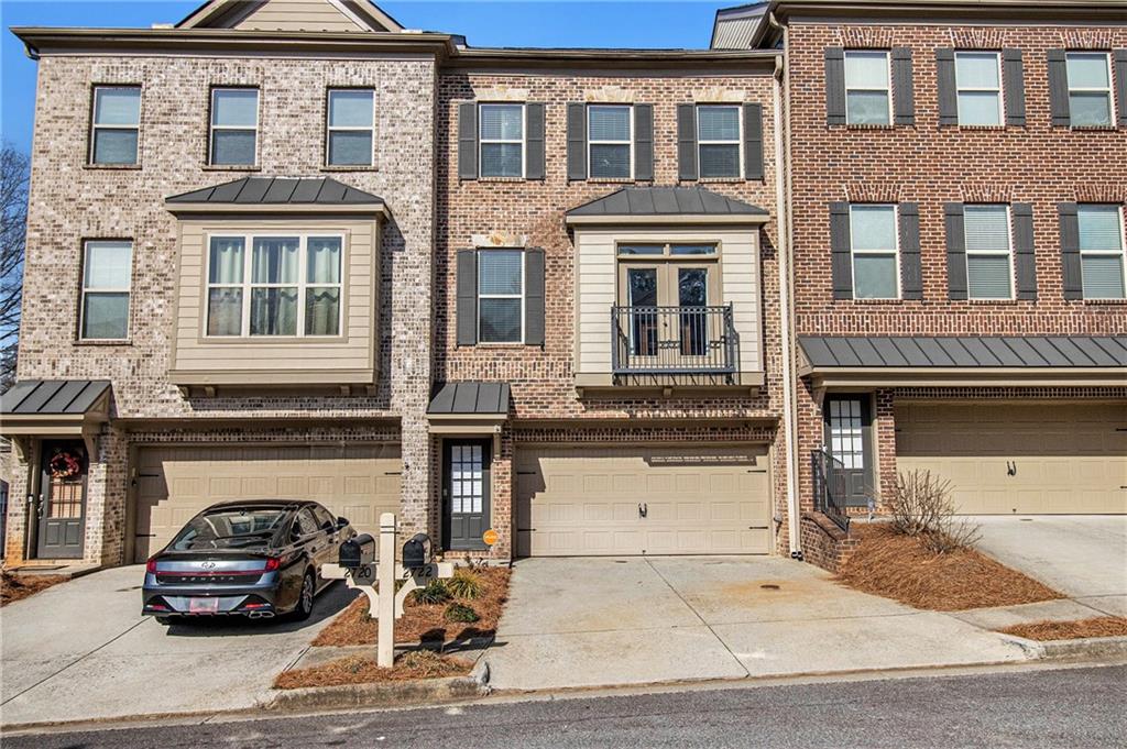 2722 Hallwood Lane, Suwanee, Georgia image 1