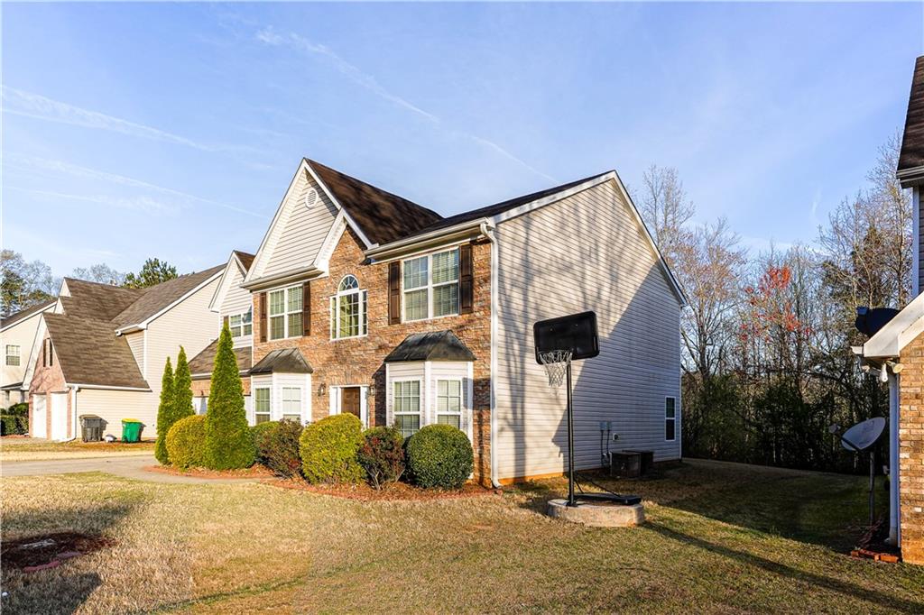 4033 Roxberry Hill Lane