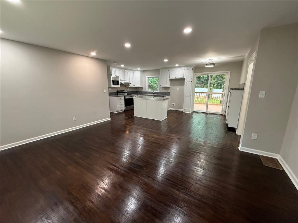 2943 Westbury Drive