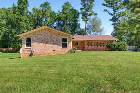 Homes For Sale - 3307 Wildwood Drive<br/> Marietta, GA 30060