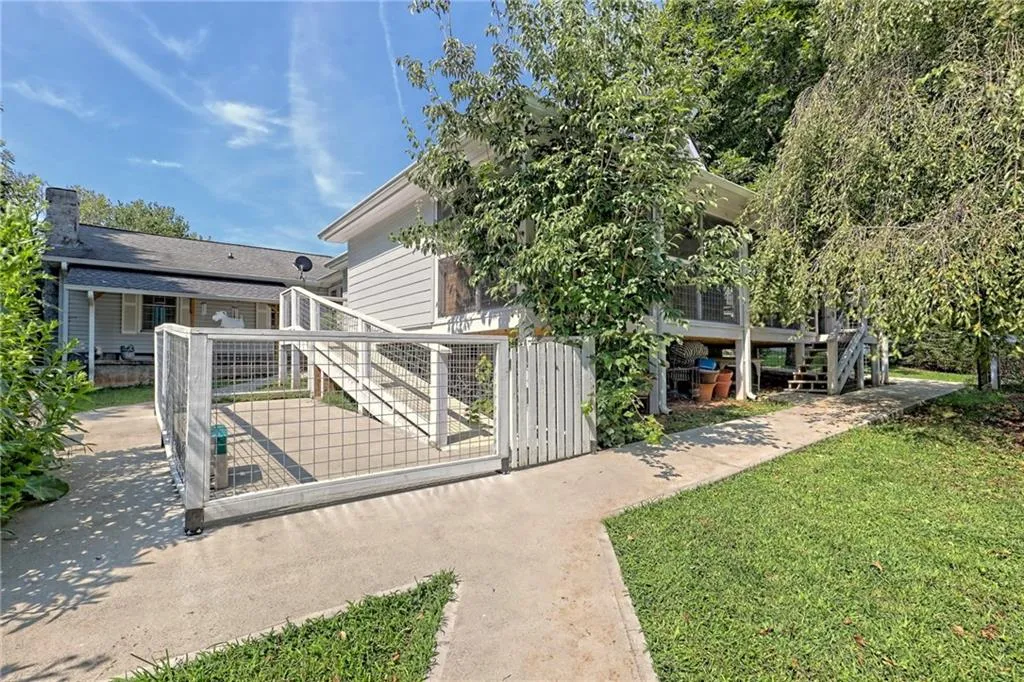 Dillard, Georgia 30537, United States, 4 Bedrooms Bedrooms, ,4 BathroomsBathrooms,Residential,Active,50953