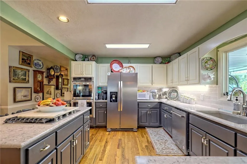 Dillard, Georgia 30537, United States, 4 Bedrooms Bedrooms, ,4 BathroomsBathrooms,Residential,Active,50953