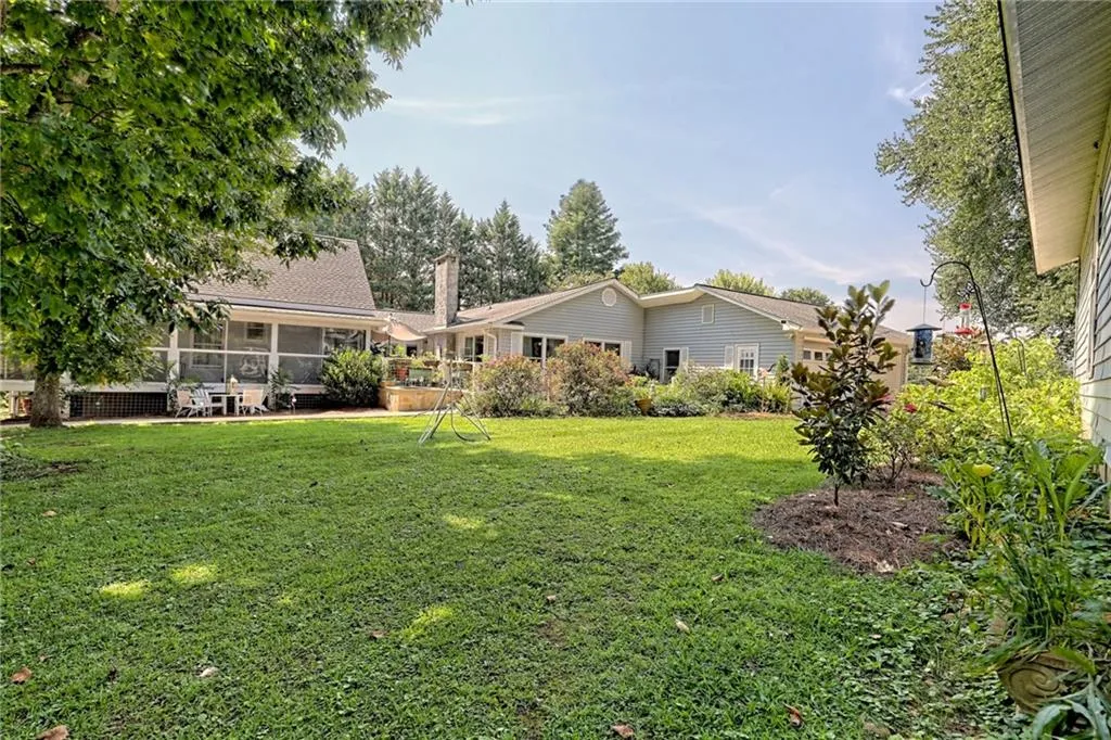 Dillard, Georgia 30537, United States, 4 Bedrooms Bedrooms, ,4 BathroomsBathrooms,Residential,Active,50953