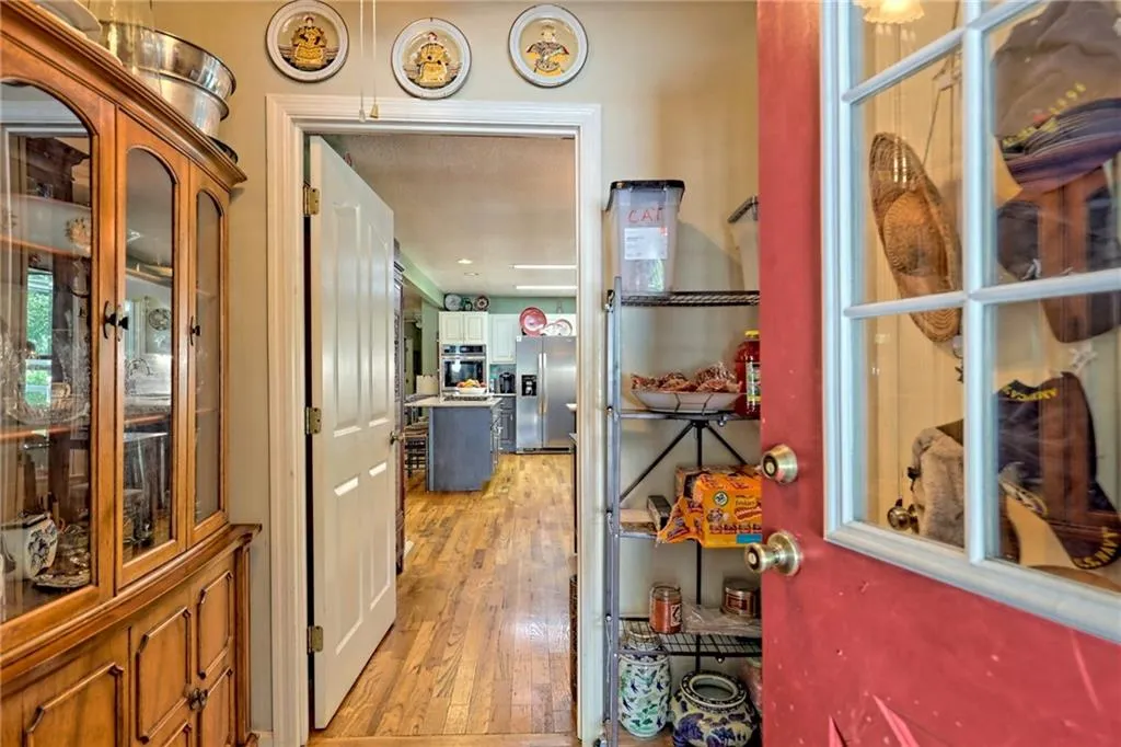 Dillard, Georgia 30537, United States, 4 Bedrooms Bedrooms, ,4 BathroomsBathrooms,Residential,Active,50953