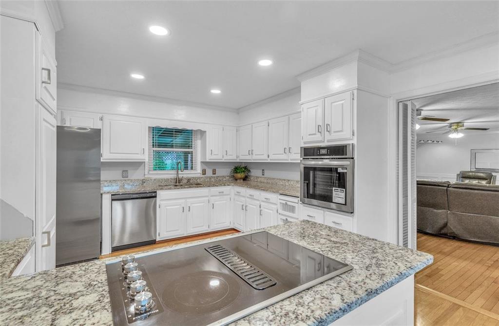 2702 Moorings Parkway, Snellville, Georgia image 18
