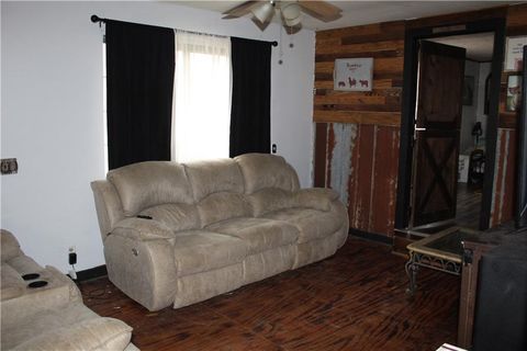 A home in Crandall