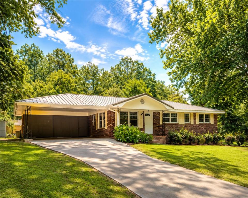 203 Briarwood Drive
