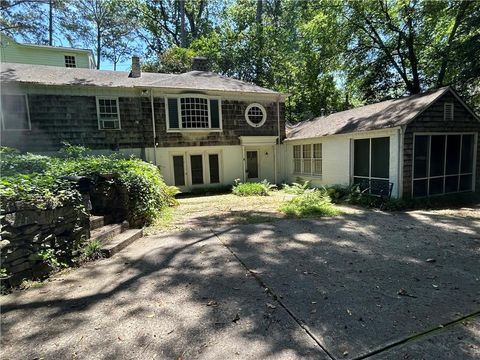 181 Eureka Drive NE Atlanta GA 30305