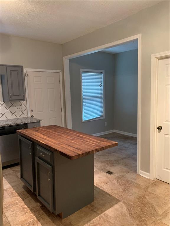 1280 Hartford Avenue SW