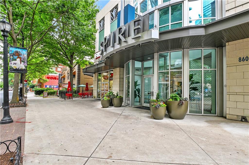 860 Peachtree Street NE 1718